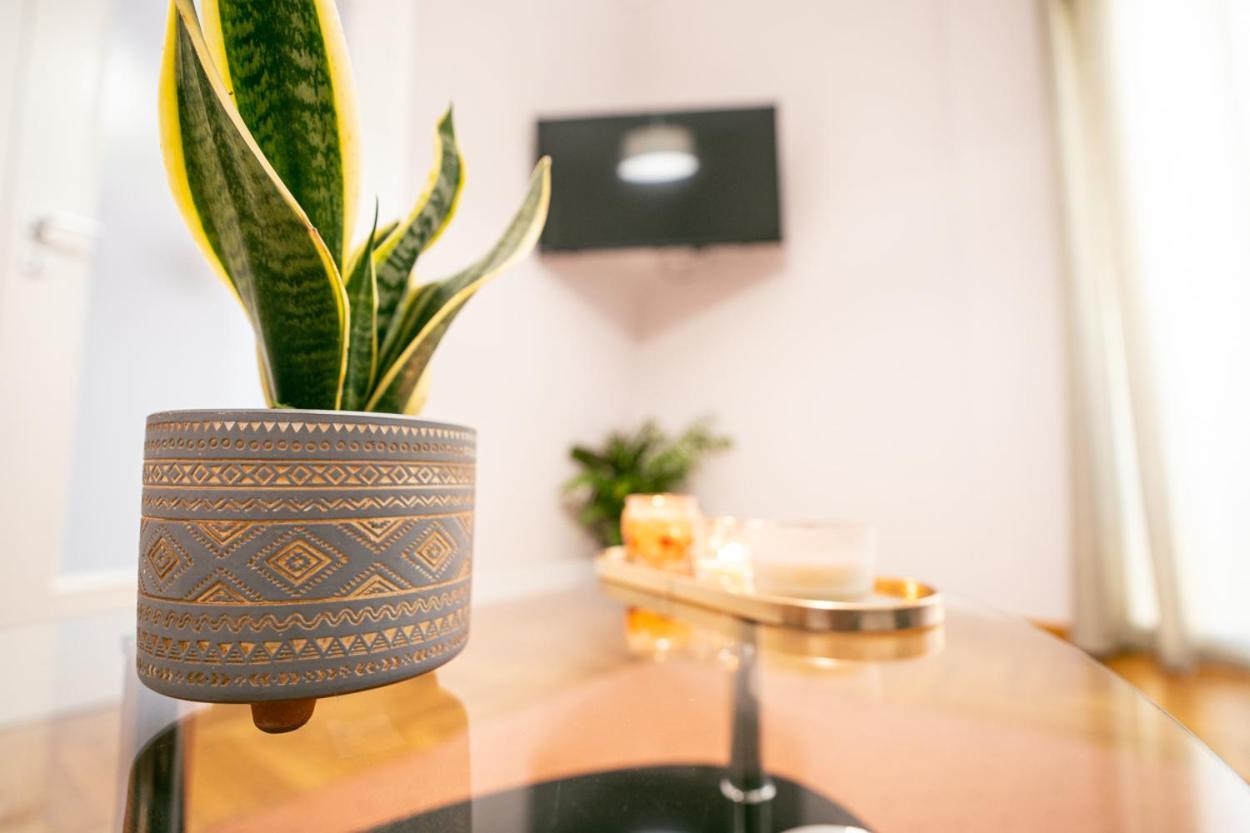 Modern Renovated Place In The - Medley Serenity * Athens