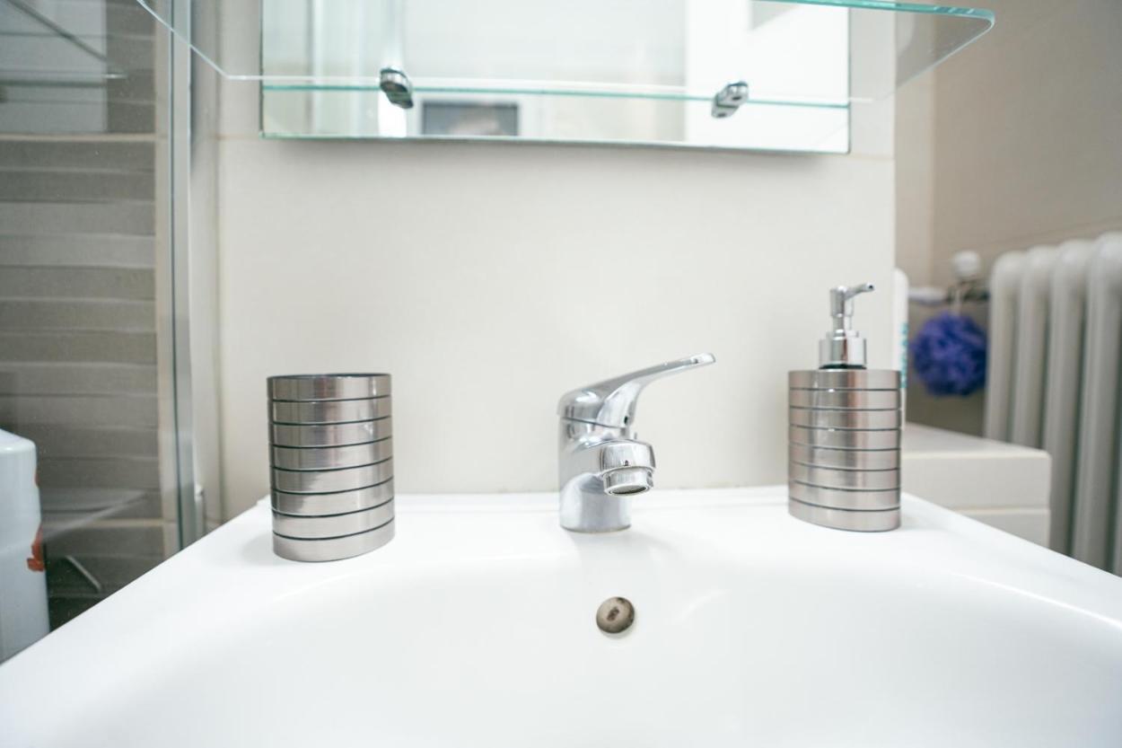 Apartment Modern Renovated Place In The - Medley Serenity